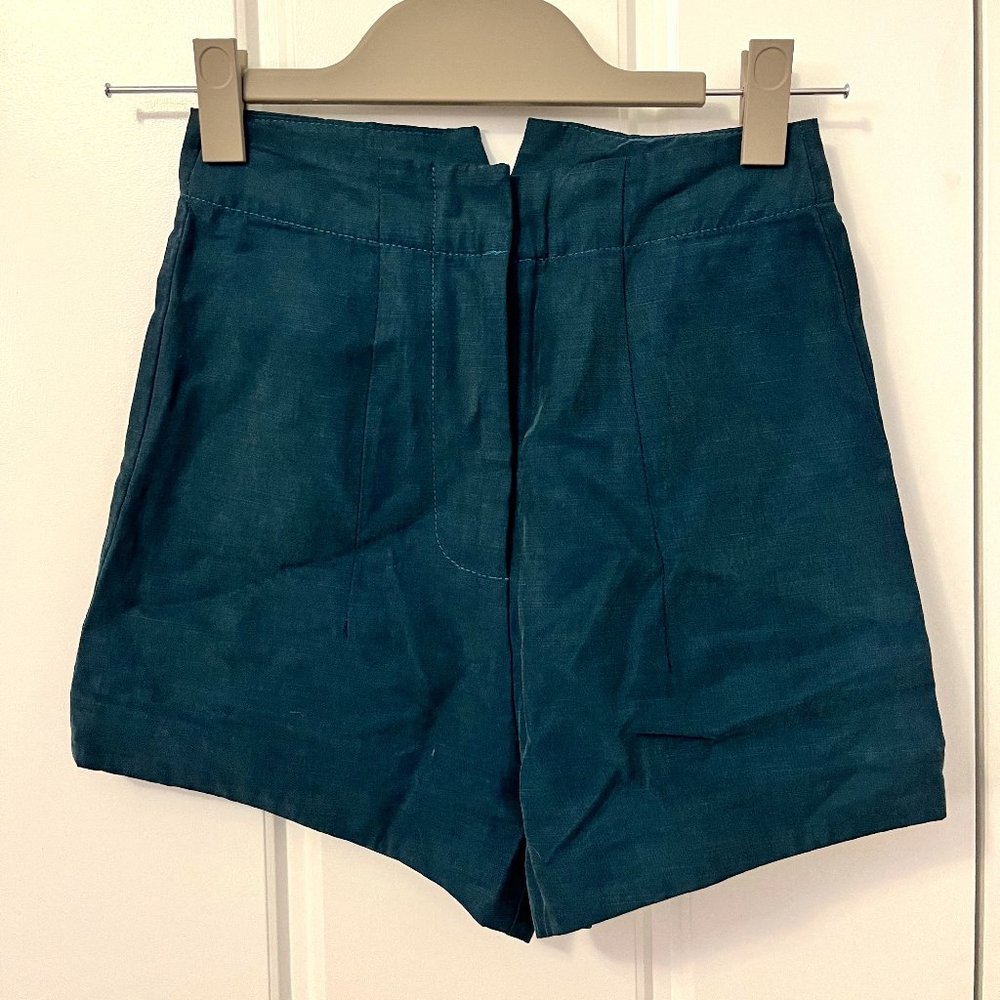 Creatures of Comfort high-waisted short shorts size XS, good for 0 or 00